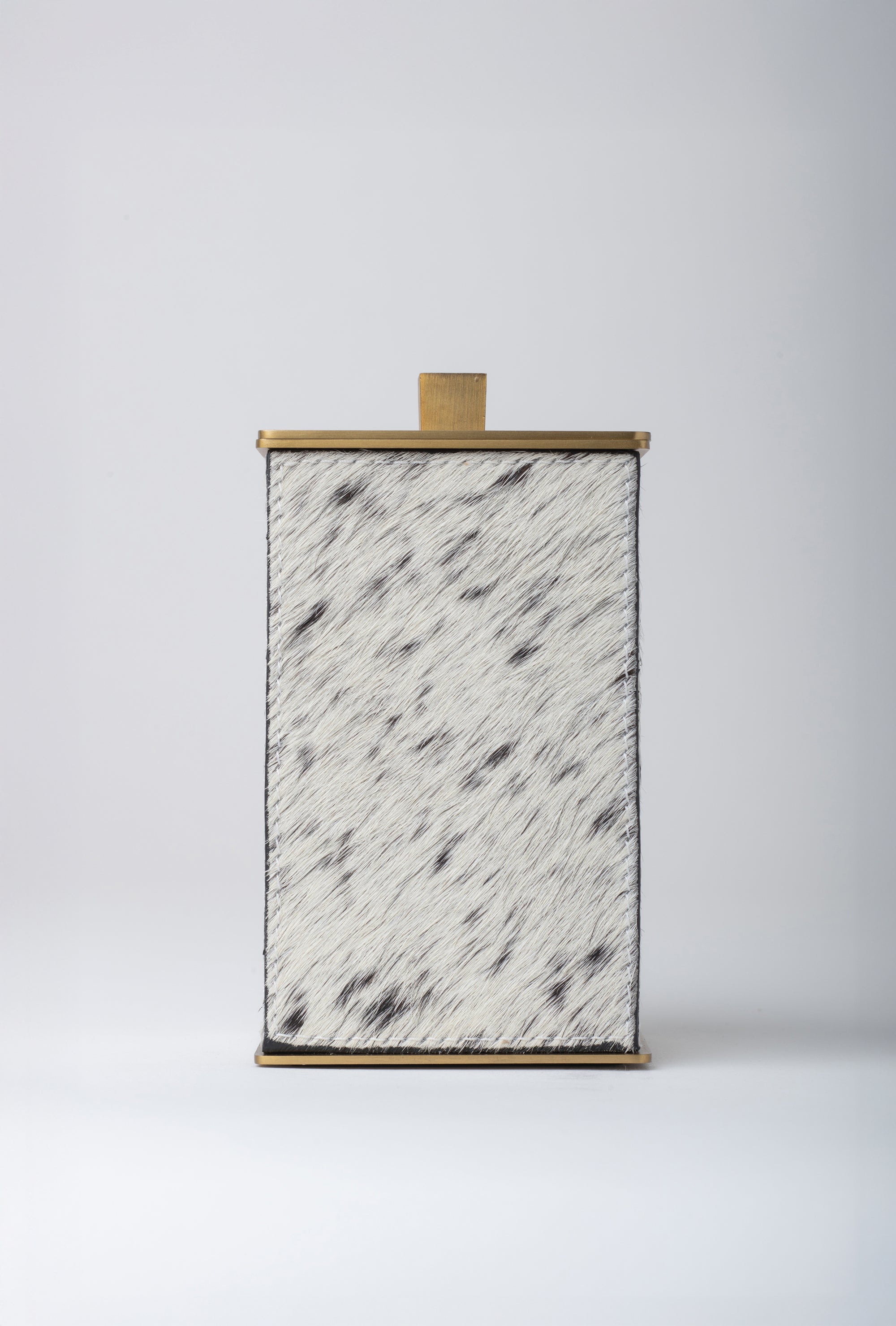 Brindled Mane Bathroom Accessory Set