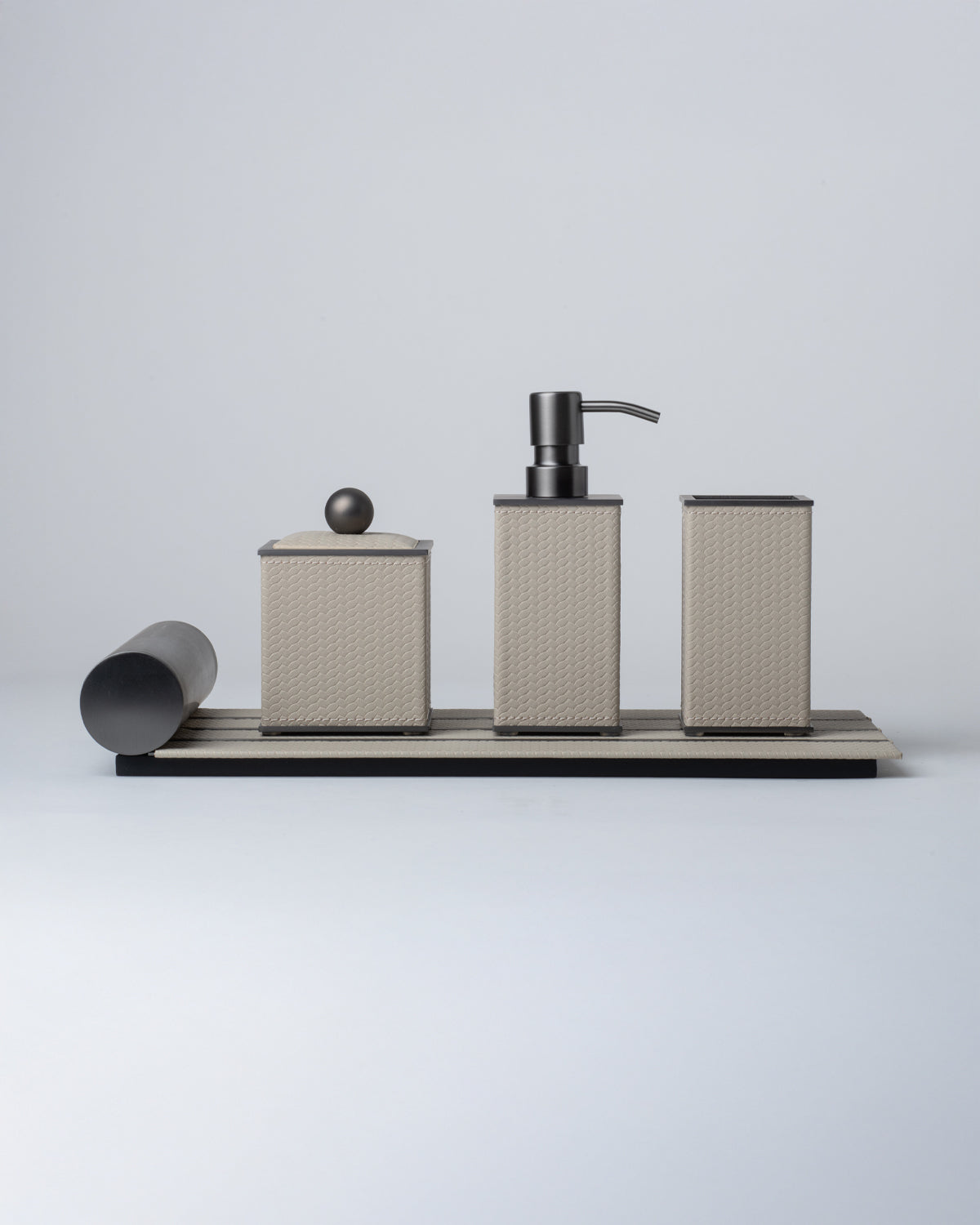 Lumiere Weave Bathroom Accessory Set
