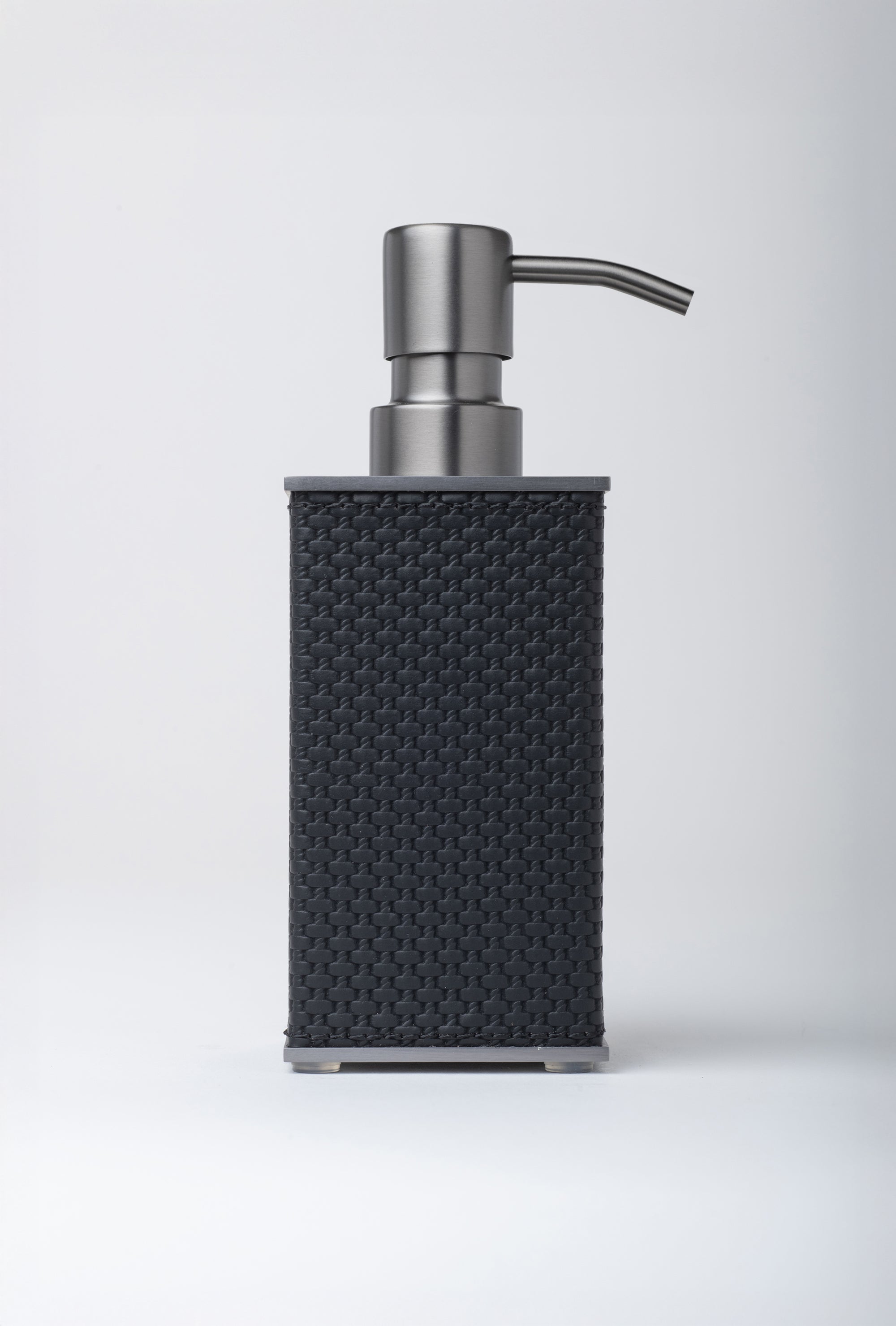 Onyx Weave Bathroom Accessory Set