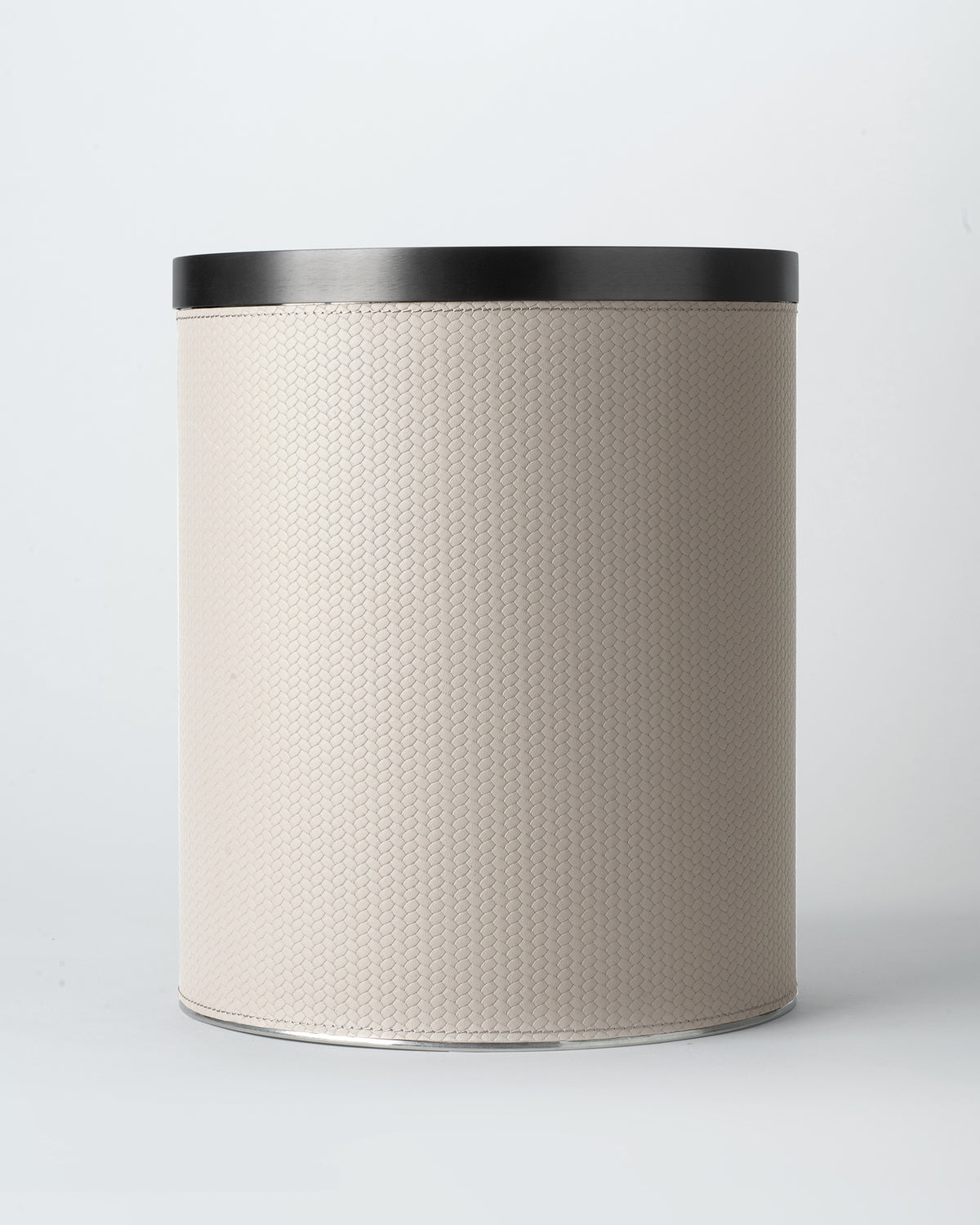 Lumiere Weave Trash Bin